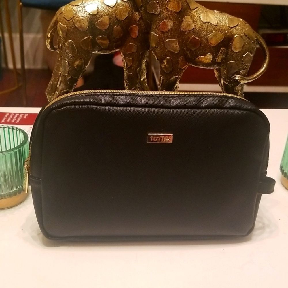 Tarte Cosmetics Toiletries Bag 9" X 6" Black Stefano Leather Look EUC!